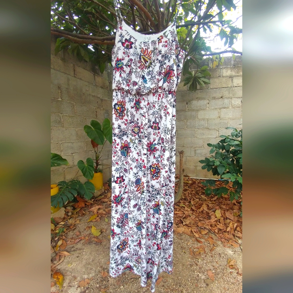Women's Spaghetti Strap Floral Maxi Dress Naif Brand Size Medium